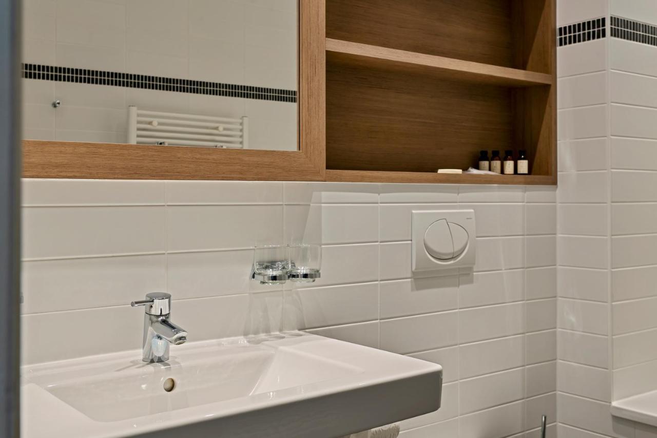 דה האן Hotel Astoria מראה חיצוני תמונה