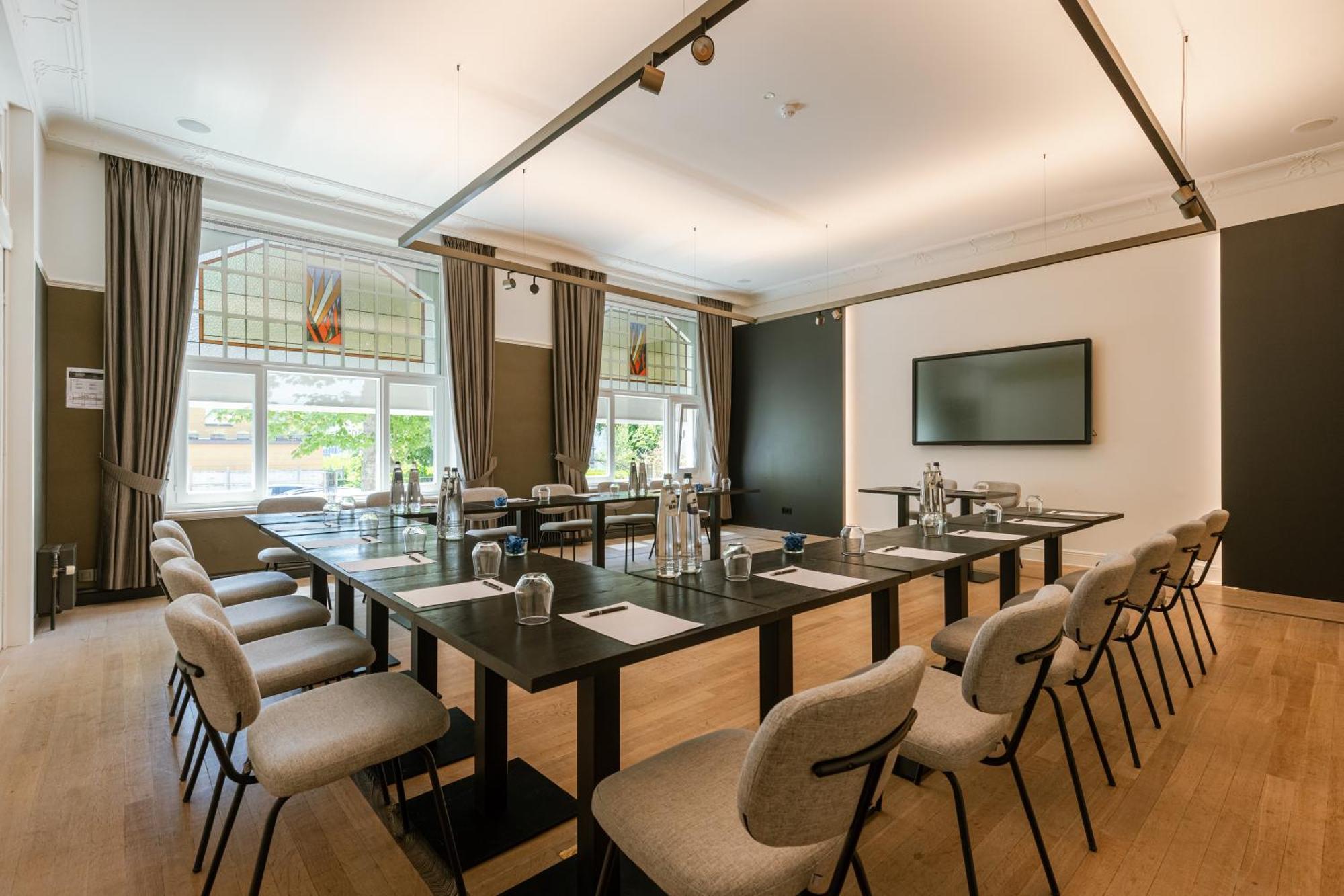 דה האן Hotel Astoria מראה חיצוני תמונה